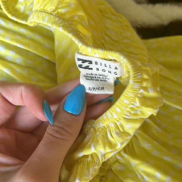 bright yellow billabong dress - Picture 2 of 3
